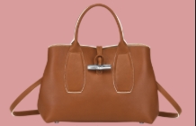 حقيبتي من Longchamp bag uae وتجربة يومية مع حقيبة تصاحبني في كل رحلة عمل